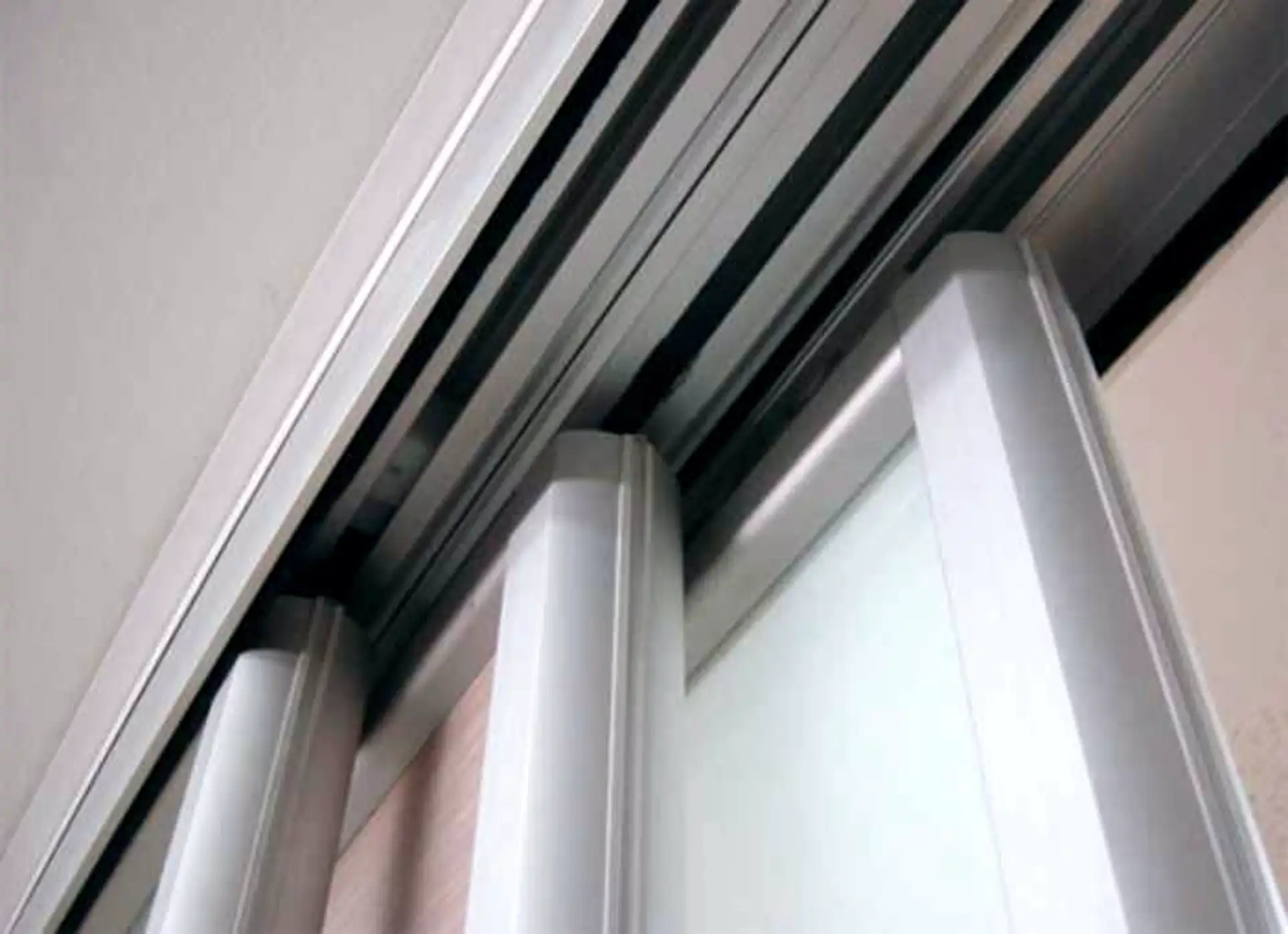 Направляющие для шкафов купе Leonardo от компании Арт Люкс Новокузнецк